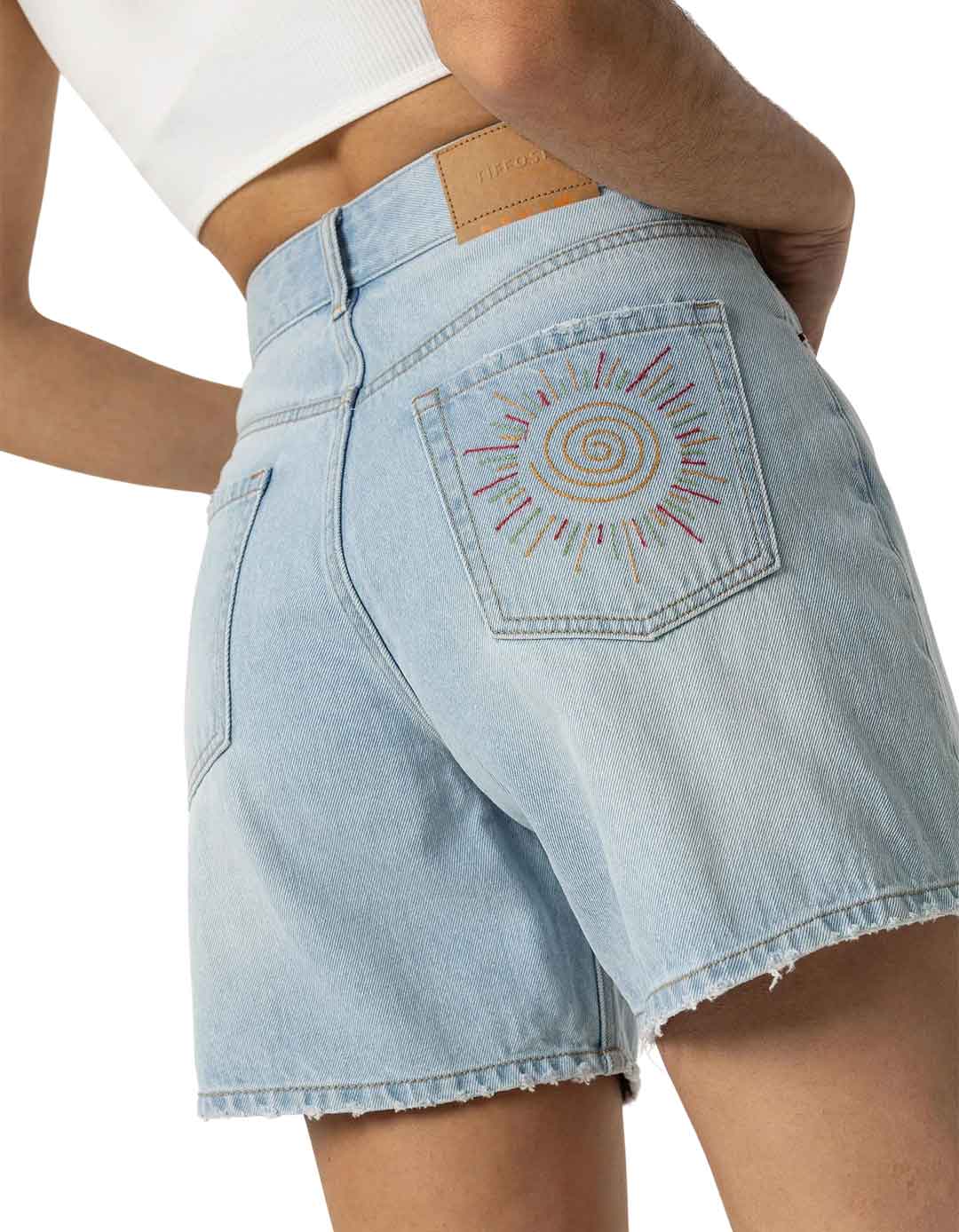 Mom Fit τζιν σορτς για κορίτσια με σκισίματα 100%cotton,μπλε. Mom Fit τζιν σορτς για κορίτσια με σκισίματα 100%cotton,μπλε.