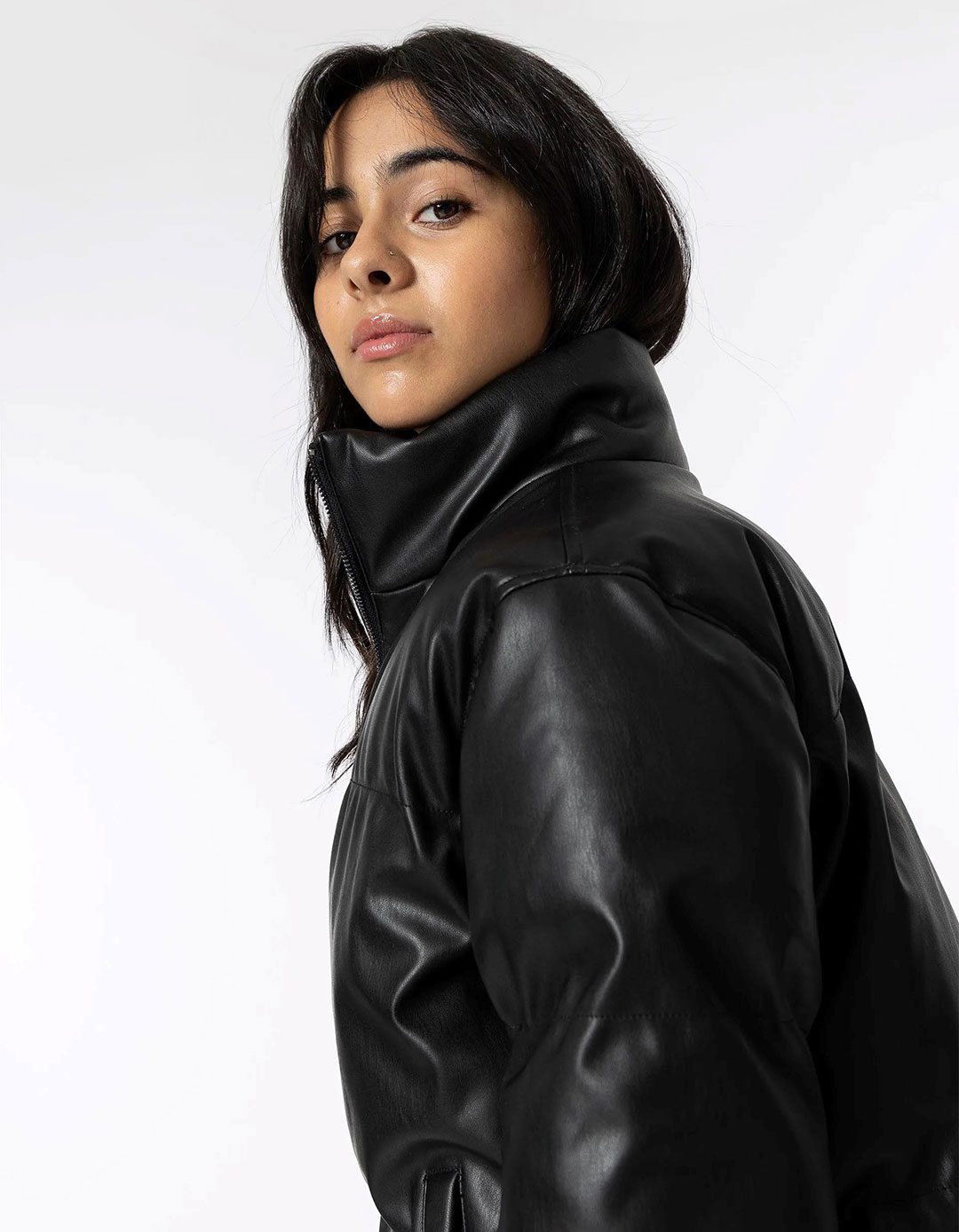 Δερμάτινο τζάκετ για κορίτσι, μαύρο, Regular Fit, 100% πολυουρεθάνη. Δερμάτινο τζάκετ για κορίτσι, μαύρο, Regular Fit, 100% πολυουρεθάνη.