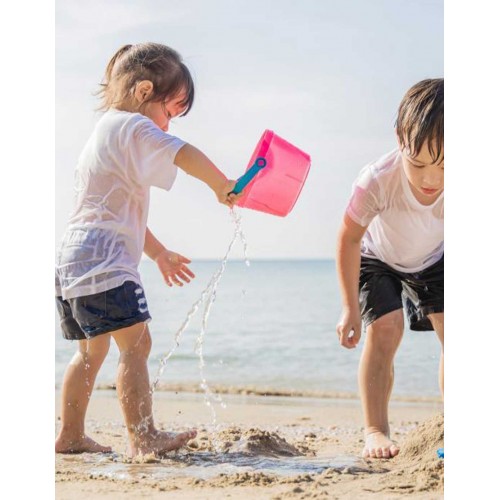 Πότε είναι πραγματικά έτοιμο ένα παιδί να μάθει να κολυμπά;