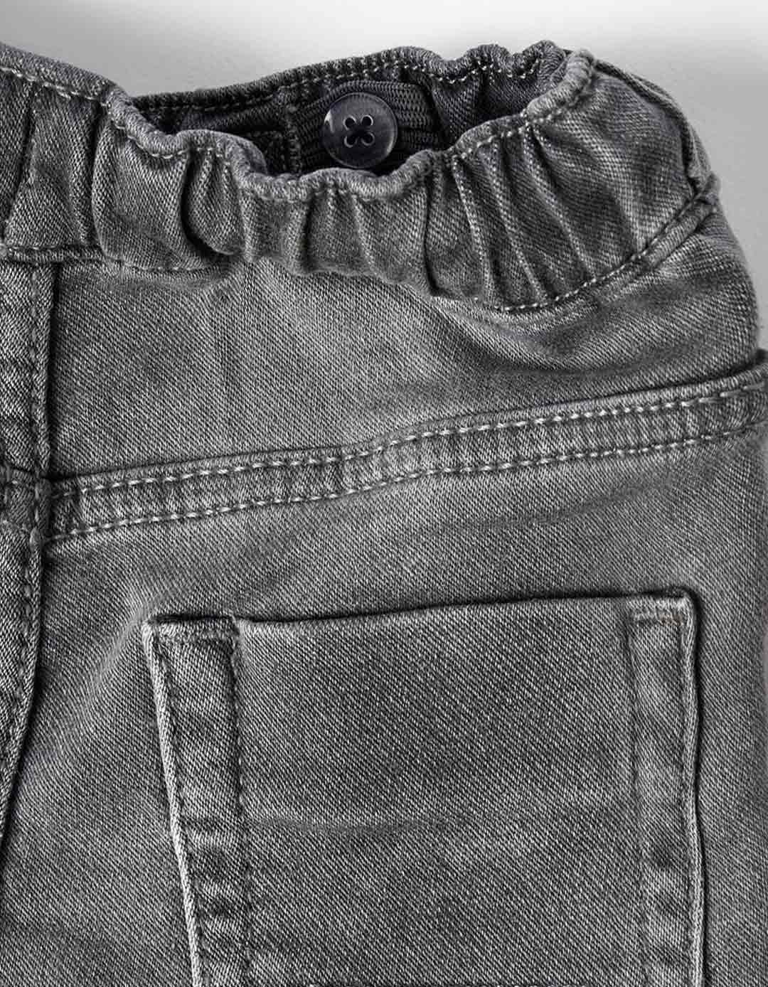 Γκρι τζιν παντελόνι για αγόρι, Slim Fit, 98% βαμβάκι, 2% ελαστάνη.