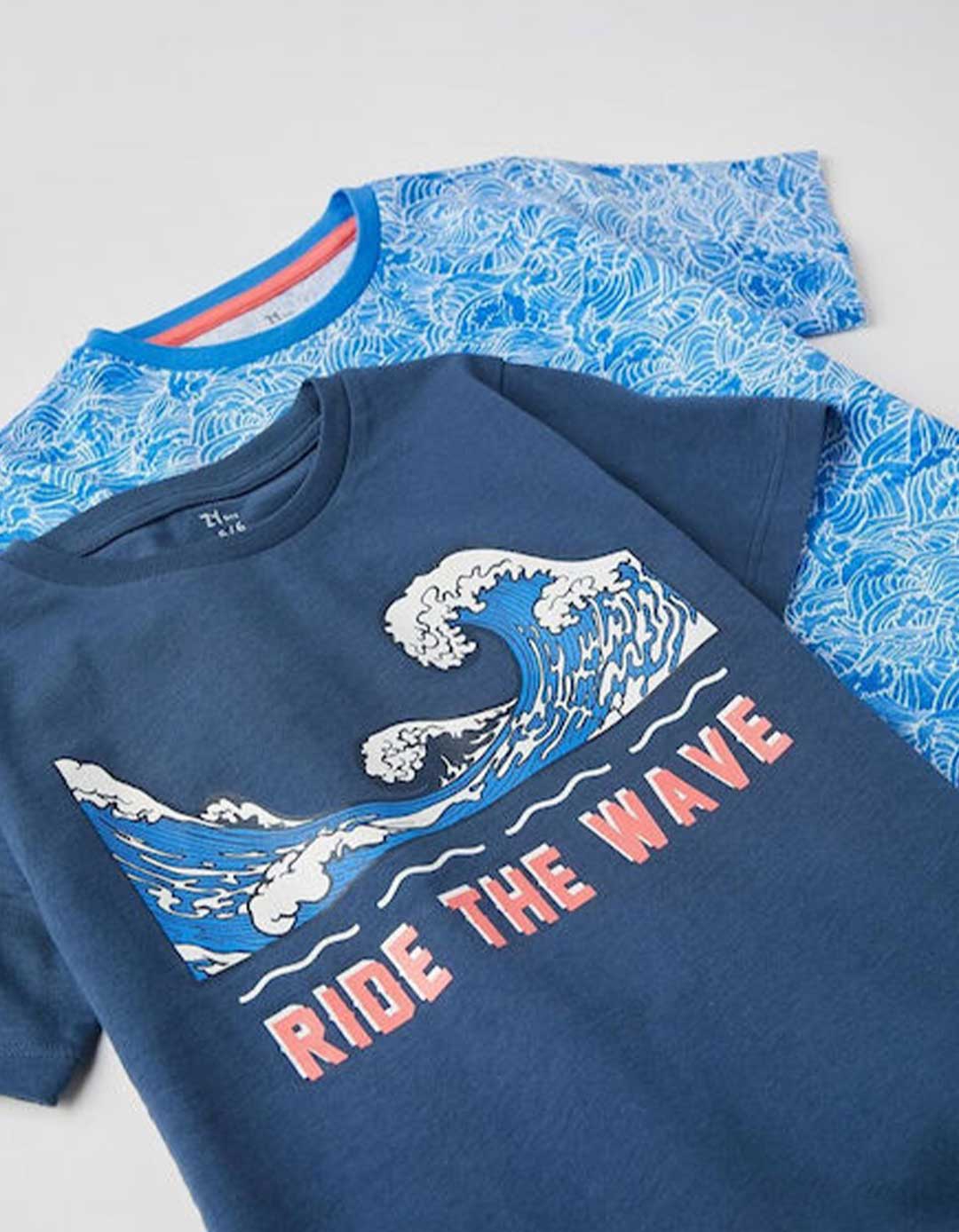 Σετ δυο μπλουζάκια κοντομάνικα για αγόρι, μπλε-γαλάζιο, Slim Fit, 100% βαμβάκι. Σετ δυο μπλουζάκια κοντομάνικα για αγόρι, μπλε-γαλάζιο, Slim Fit, 100% βαμβάκι.