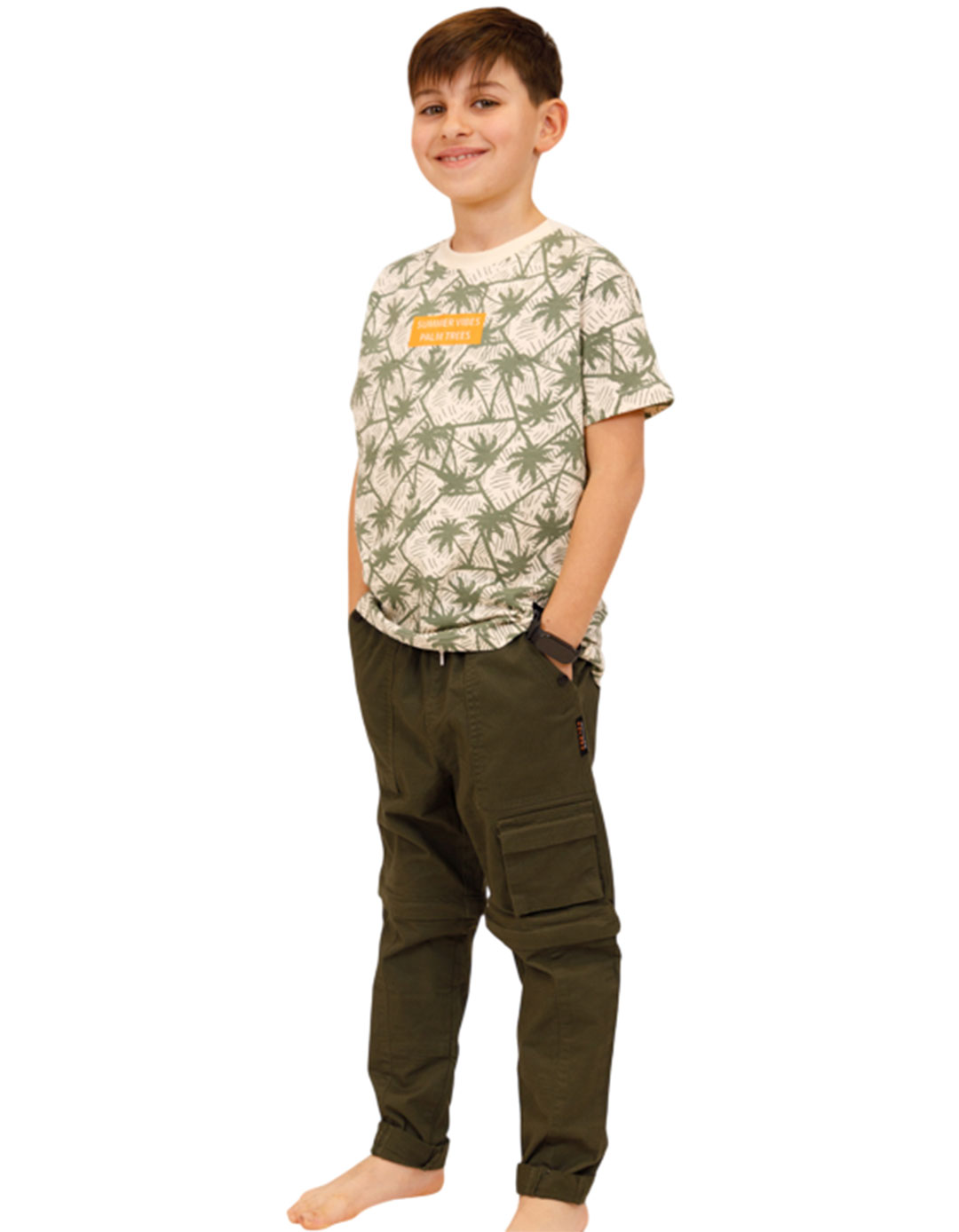Παιδικό cargo παντελόνι για αγόρι με ελαστική μέση και χακί χρώμα.Regular Fit.