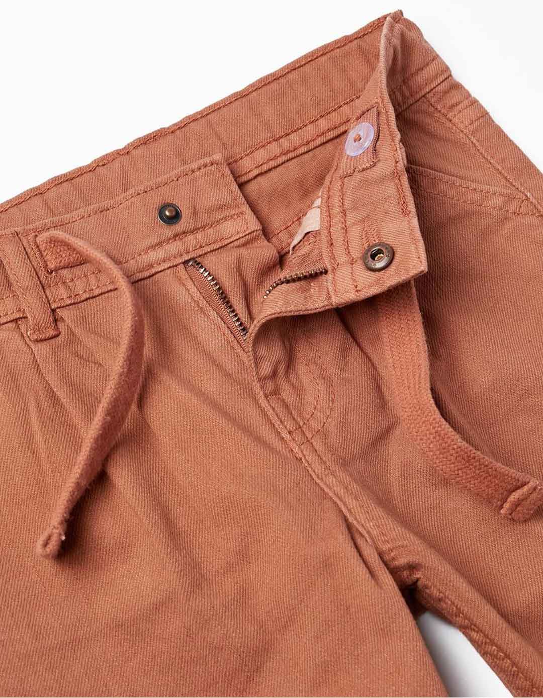 Καφέ παντελόνι twill για αγόρι, Slim Fit, 100% βαμβάκι. Καφέ παντελόνι twill για αγόρι, Slim Fit, 100% βαμβάκι.