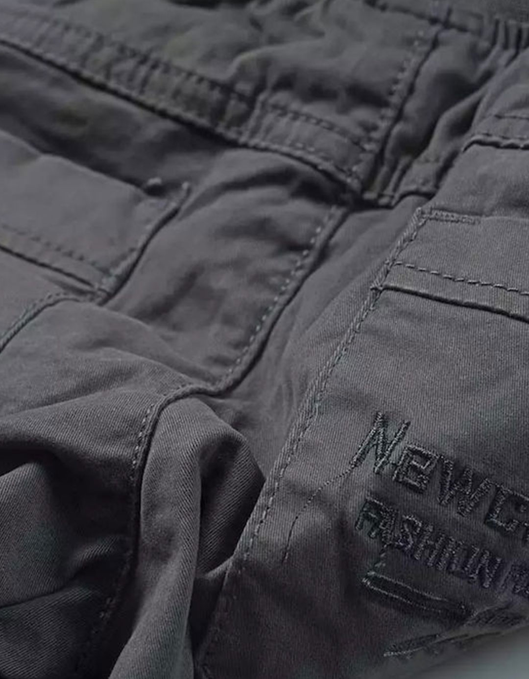 Παιδικό παντελόνι cargo για αγόρι, γκρι, Regular Fit, 98% βαμβάκι, 2% ελαστάνη.