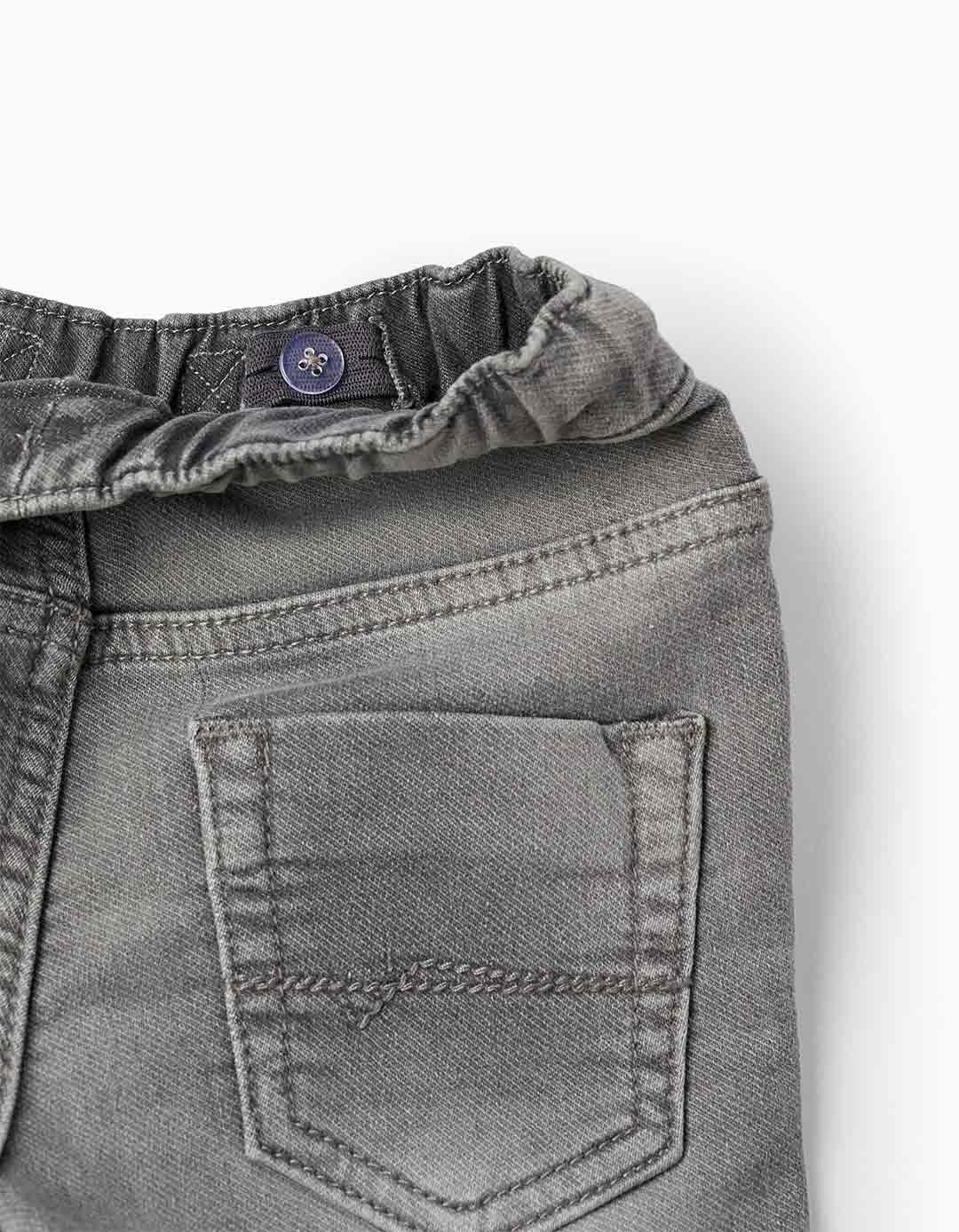 Παιδικό παντελόνι τζιν για αγόρι, γκρι, Slim Fit, 82% βαμβάκι, 17% πολυεστέρας, 1% ελαστάνη.