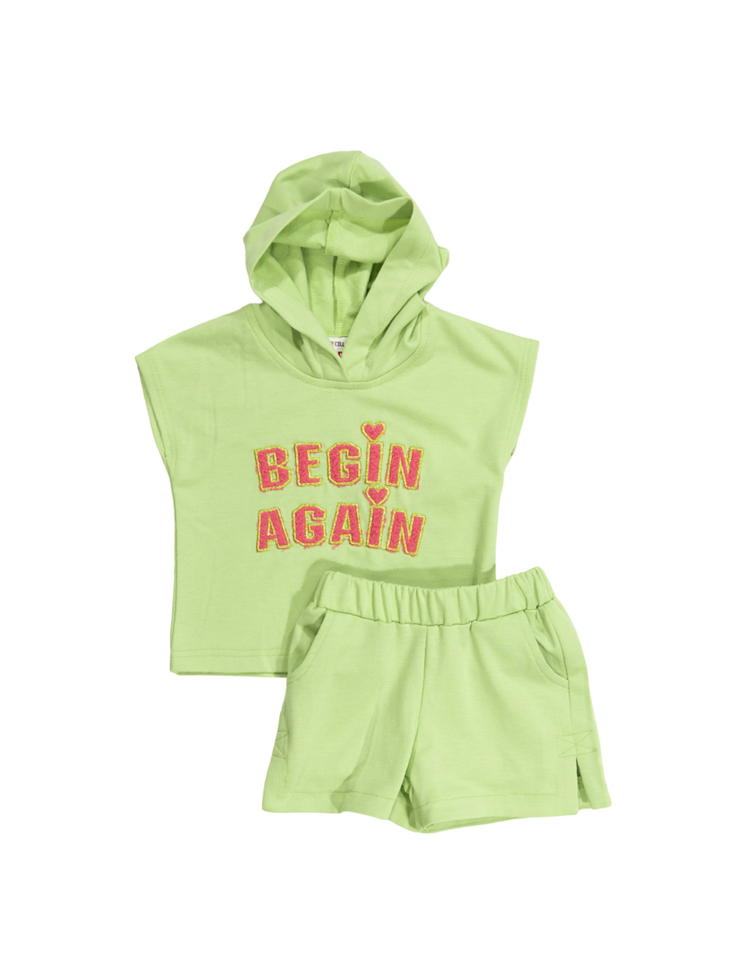 Παιδικό σετ για κορίτσι με μπλούζα και σορτσάκι, λαχανί, Regular Fit, 95% βαμβάκι, 5% ελαστίνη. Παιδικό σετ για κορίτσι με μπλούζα και σορτσάκι, λαχανί, Regular Fit, 95% βαμβάκι, 5% ελαστίνη.