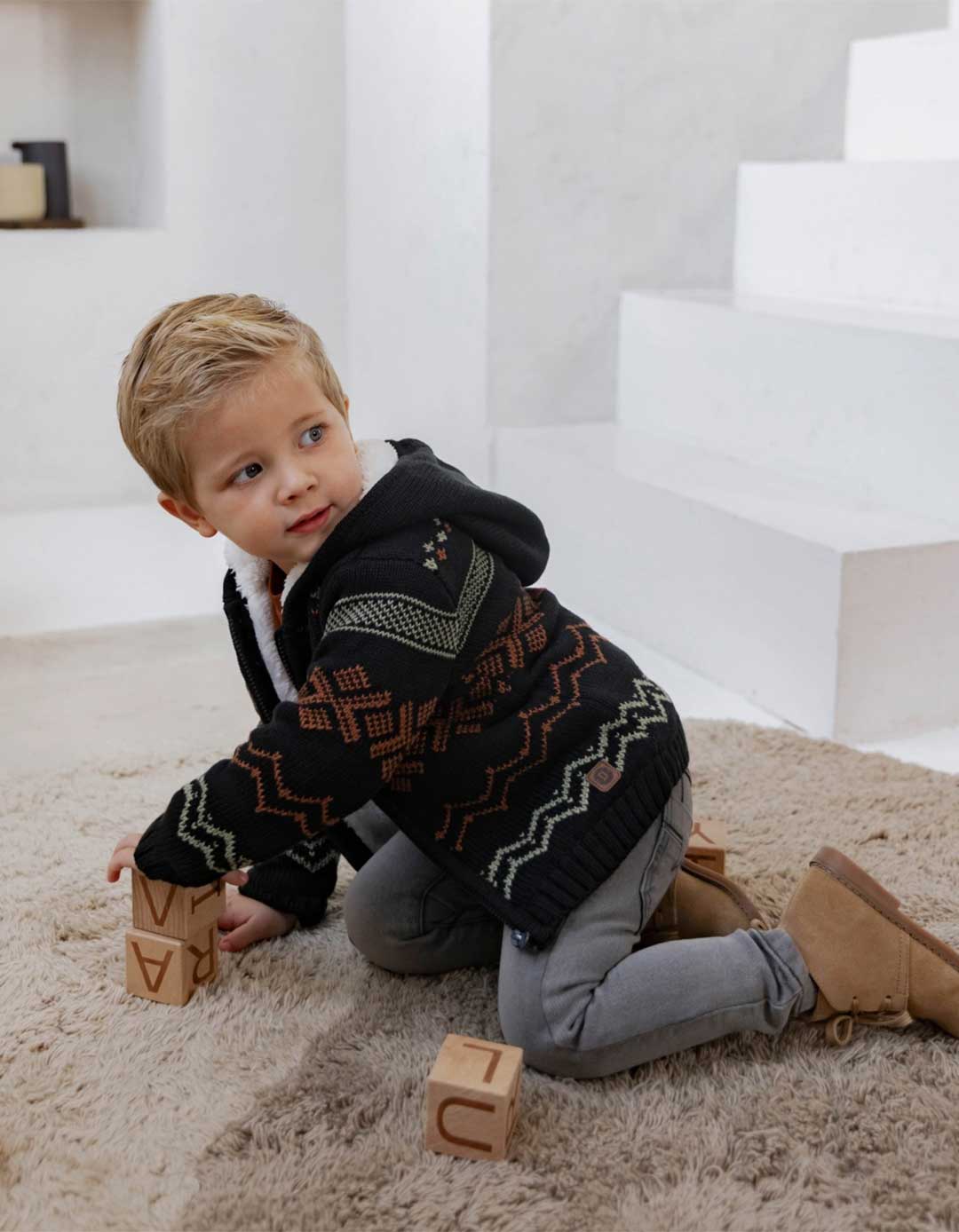 Ζακέτα με κουκούλα πλεκτή αγόρι 6-24 μηνών Πλεκτή ζακέτα με κουκούλα για αγόρι 6-24 μηνών χειμώνας